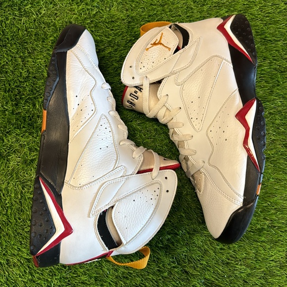 Jordan 7 Retro (2006) - Picture 2 of 7